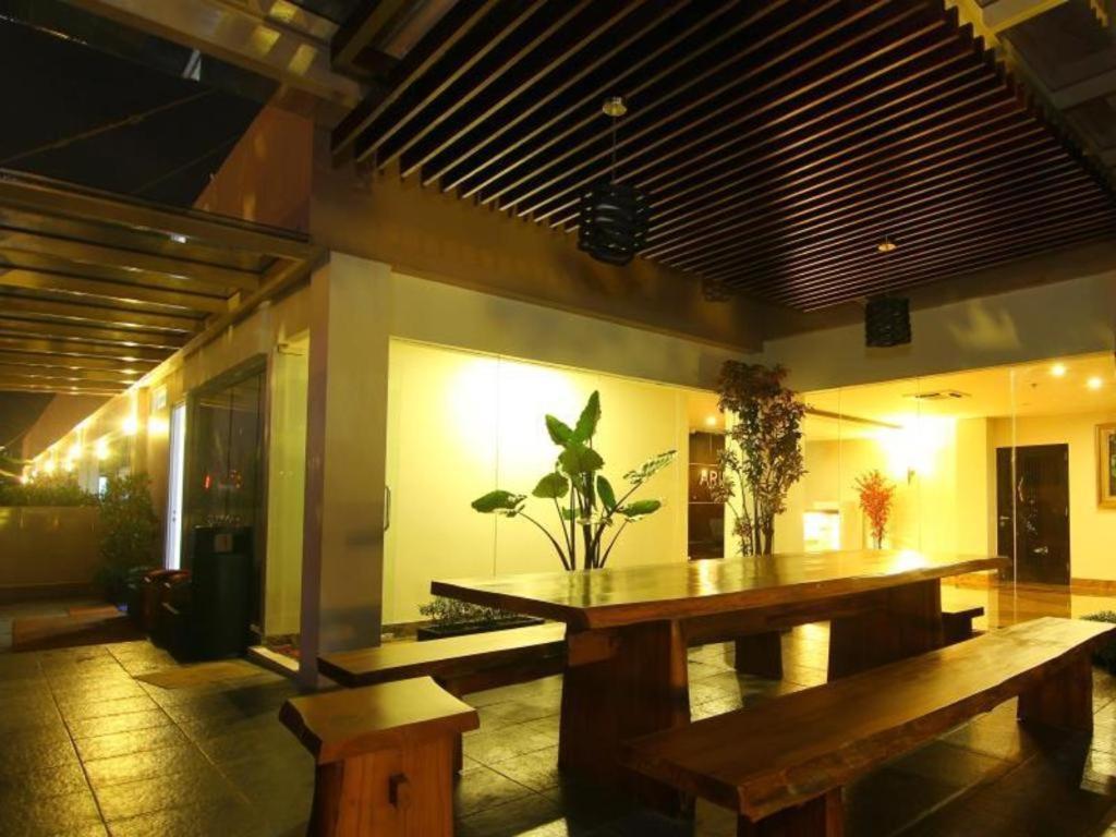 雅加达法拉特汉酒店 外观 照片