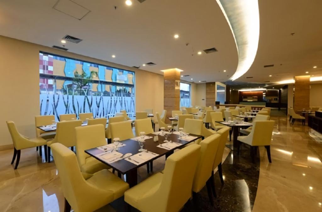 雅加达法拉特汉酒店 外观 照片